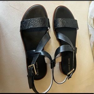 COLE HAAN BLACK LEATHER SANDAL